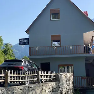 Kroni I Micanit Gasthuis